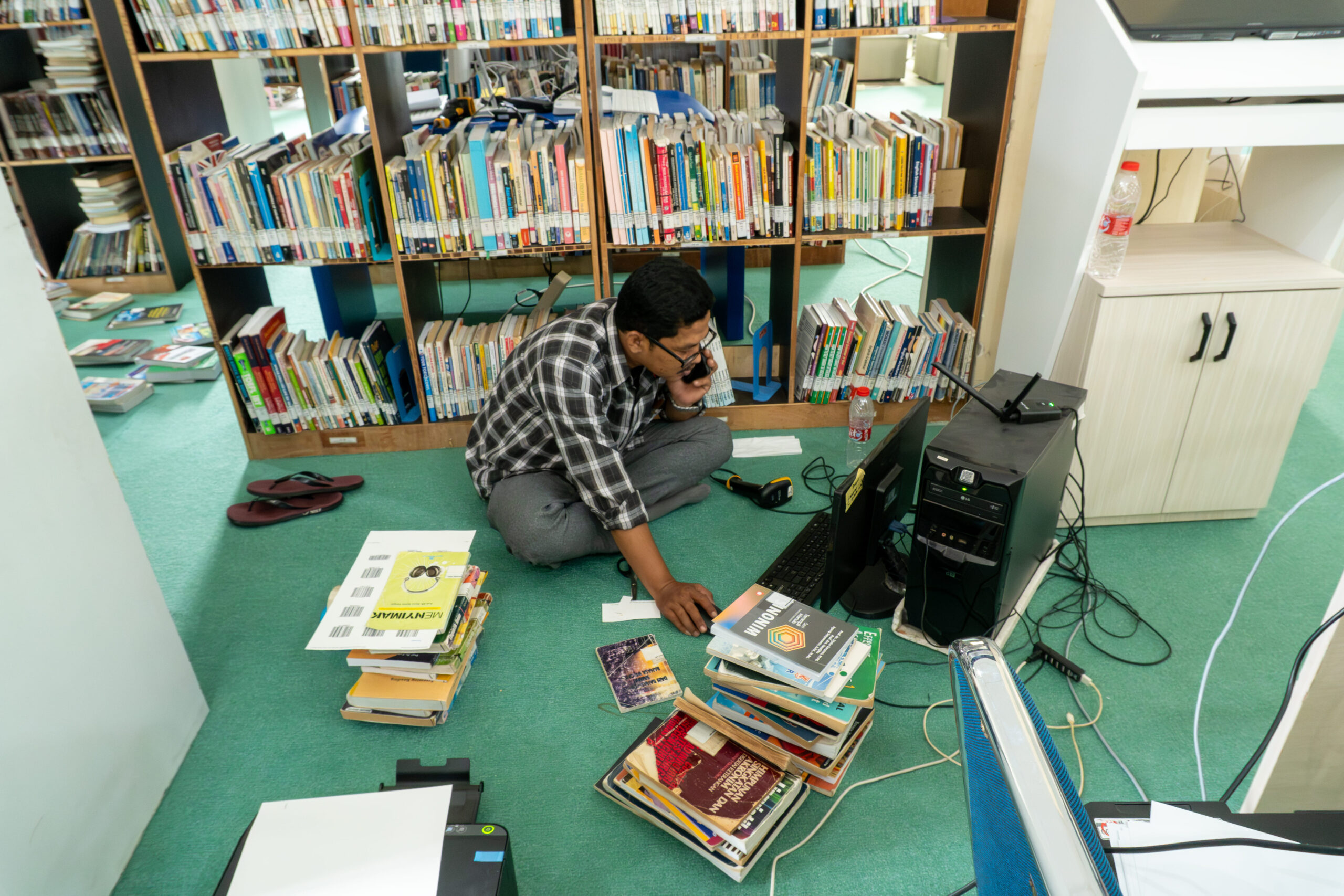 Proses stock opname Perpustakaan Universitas Islam Riau tahun 2026